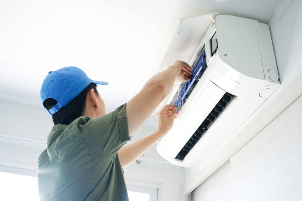 repair air conditioner